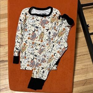 Kids Halloween Pajama Set - Cream and Black